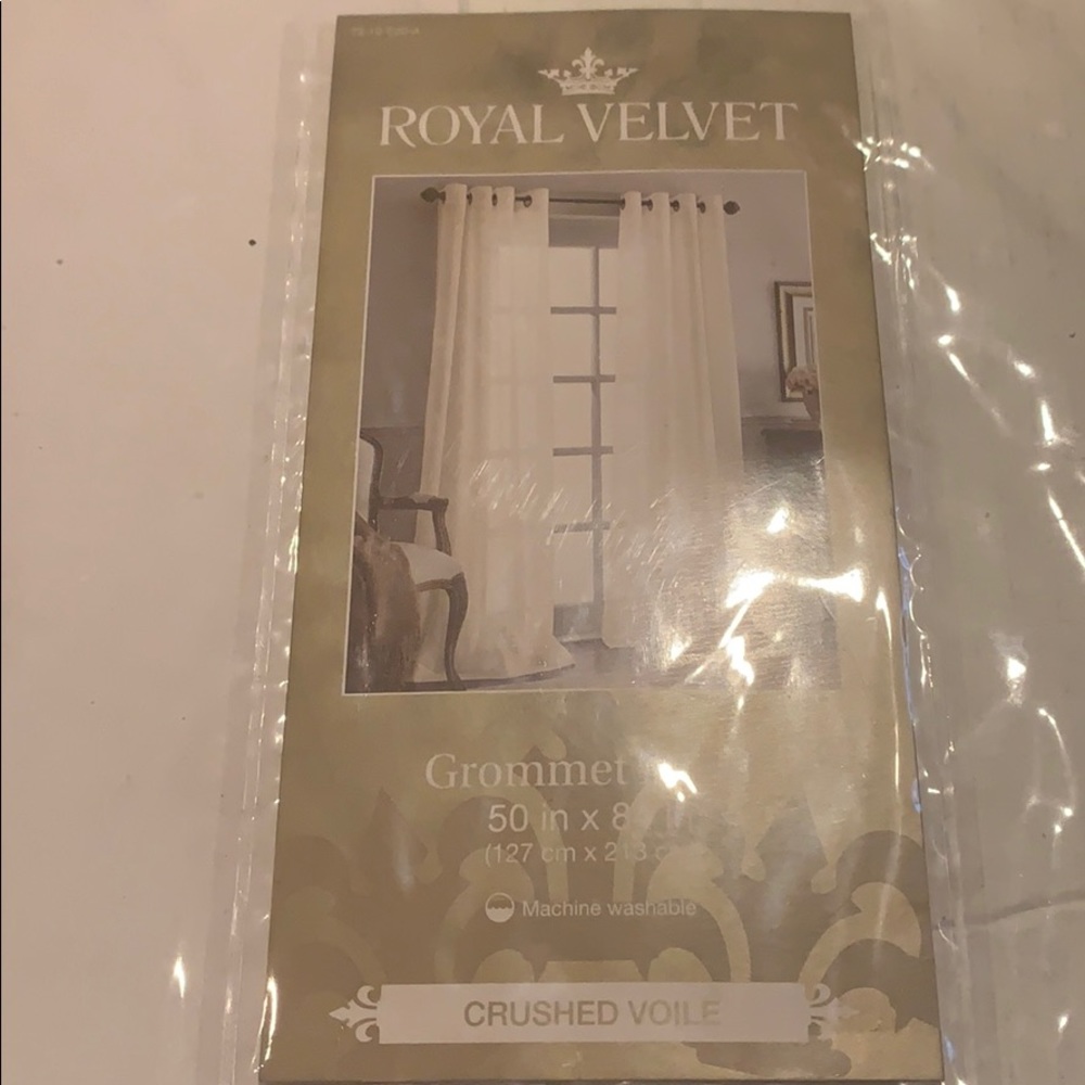Crushed Voile Panel